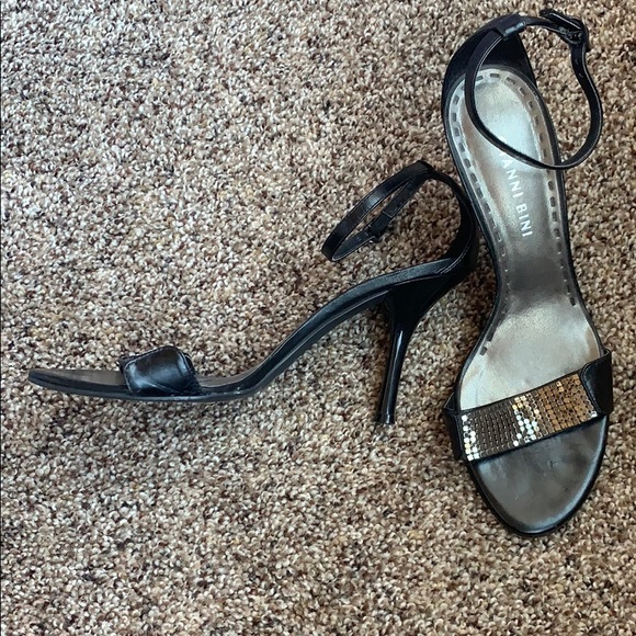 Gianni Bini Strappy Heel - Picture 3 of 3